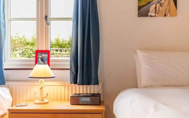 Host Stay Woodfalls Barn