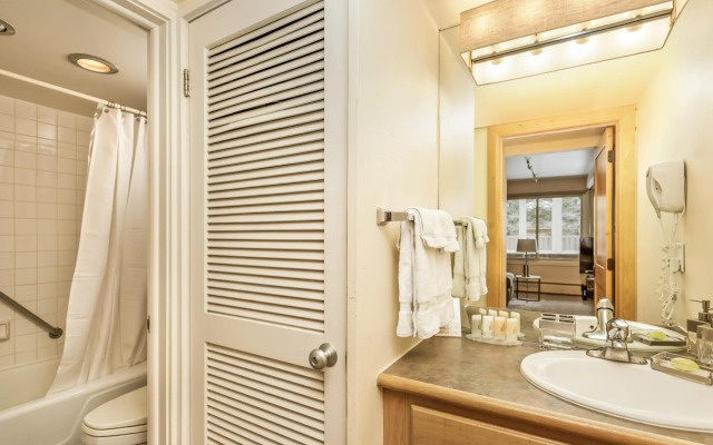 Standard 2 Bedroom - Aspen Alps #206