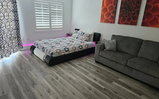 Premium Condos near Universal Studios