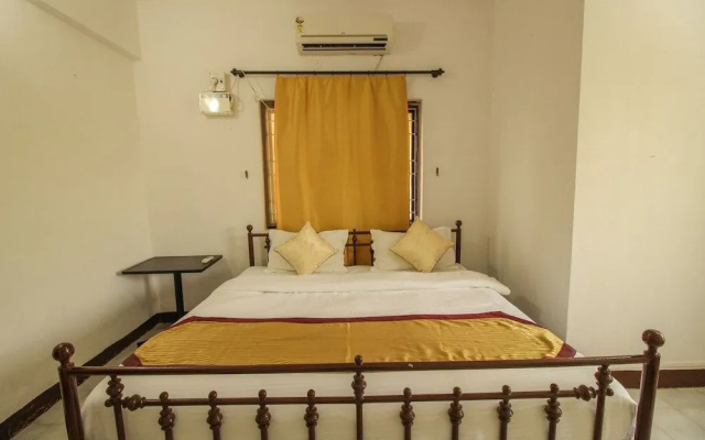 Oyo 9893 Green View 2bhk