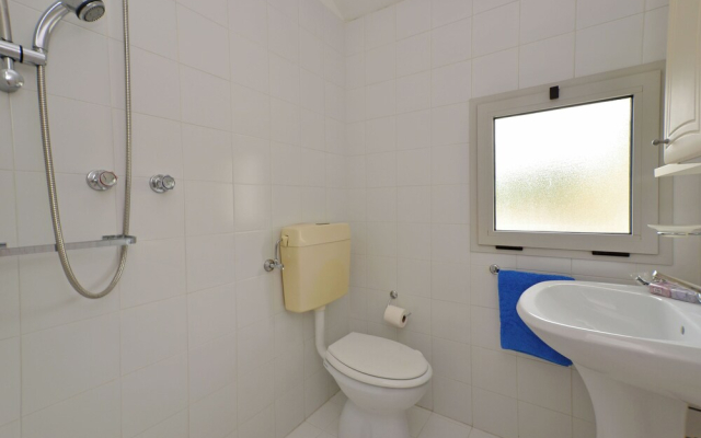 Familiar Flat With Swimming Pool