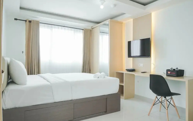 Comfortable and Homey Studio at Amethyst Apartment