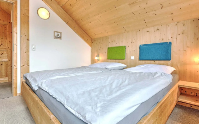 Cozy Chalet in Hohentauern near Forest