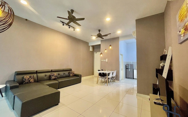 Homesuite' Home at The Loft Imago
