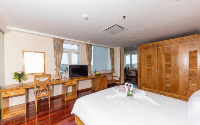 Romance Hotel