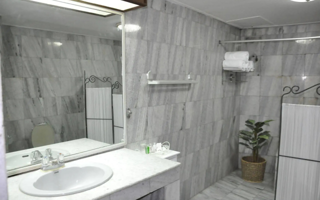 Trocadero Hotel Bangkok