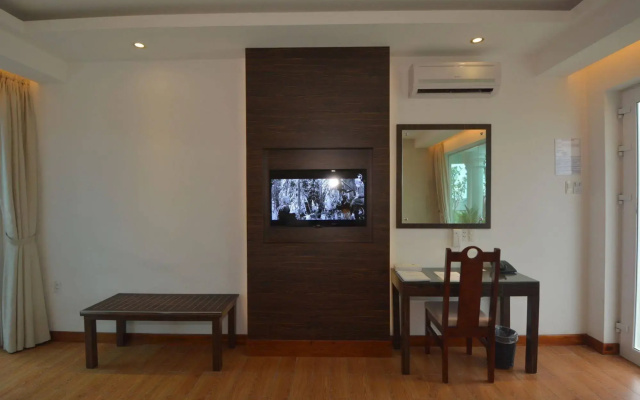 Tuana Hotels Cam Ranh Resort