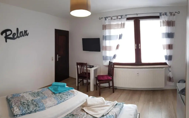 Gästezimmer & Ferienwohnung Thon