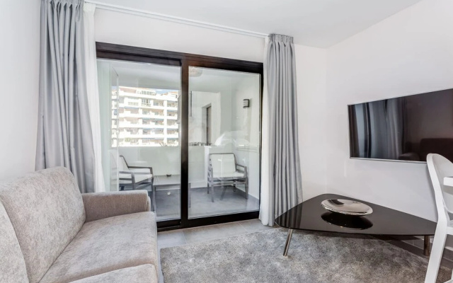 by RIVA - Cozy, Contemporary Studio in Puerto Banus Gardens