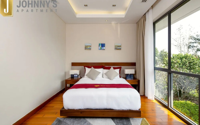 Johnnys Apartment Ocean Villa
