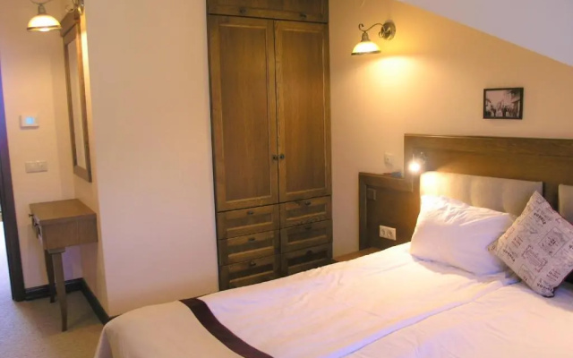 7 Pools Boutique Hotel & Spa