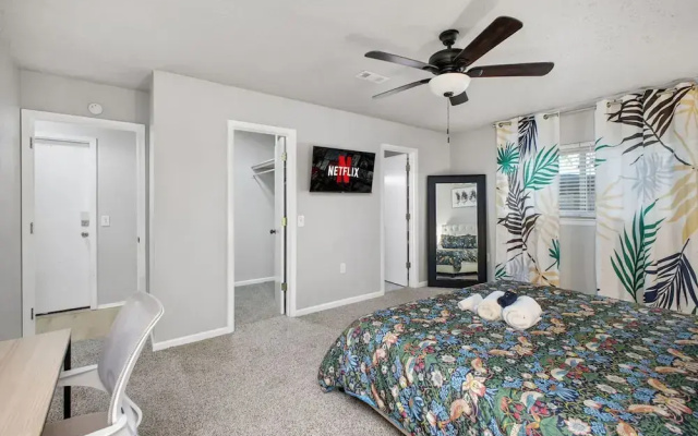 Cozy 3BR Home Family-friendly Near Attractions