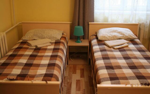Гостиница B&B Hotel Center в Великом Новгороде 9 отзывов об отеле, цены и фото номеров - забронировать гостиницу B&B Hotel Center онлайн Великий Новгород комната для гостей