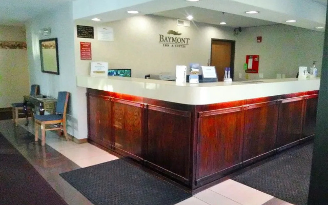 Baymont Inn & Suites Battle Creek Downtown