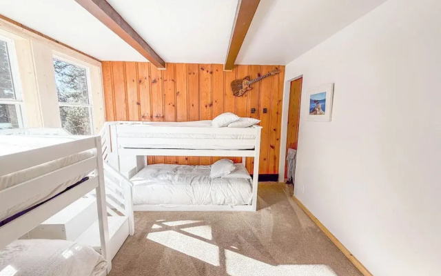 Bear Lodge