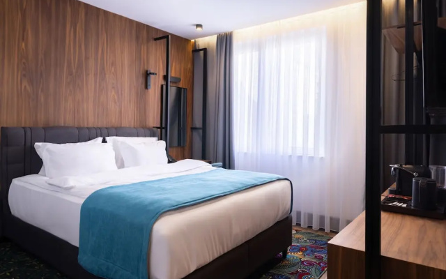 SQUARE by Margo Hotel