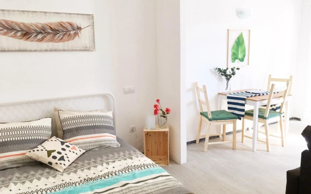 Alcaravaneras Beach Flat I