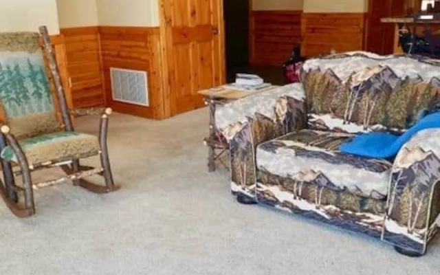 Cinnabar 3 Bedroom Condo
