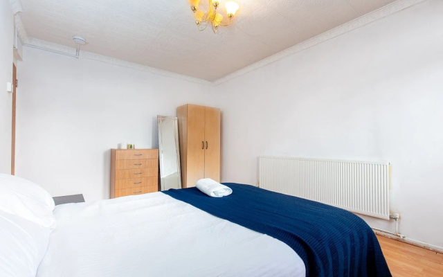 Walk Drive - Deluxe Guest Room 1