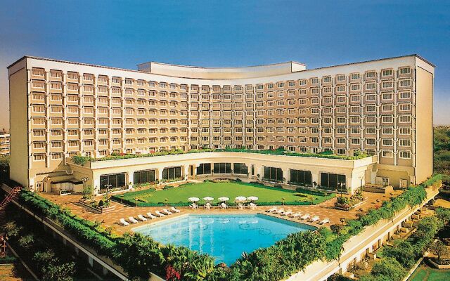 Отель Taj Palace, New Delhi Нью-Дели вид на фасад