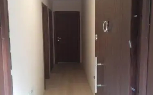 Sari Konak Apart Evleri