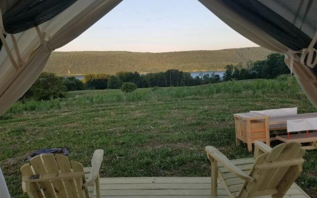 Tentrr - Lake View Retreat