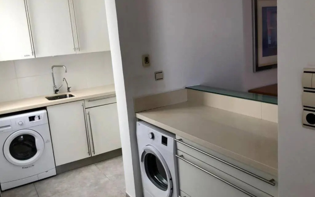 Lujoso apartamento en 1ª línea recién reformado