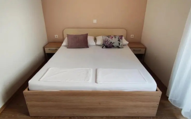 Apartments Lidija