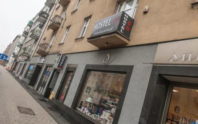 Hostel 58
