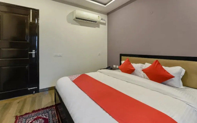 Khushi Residence by OYO