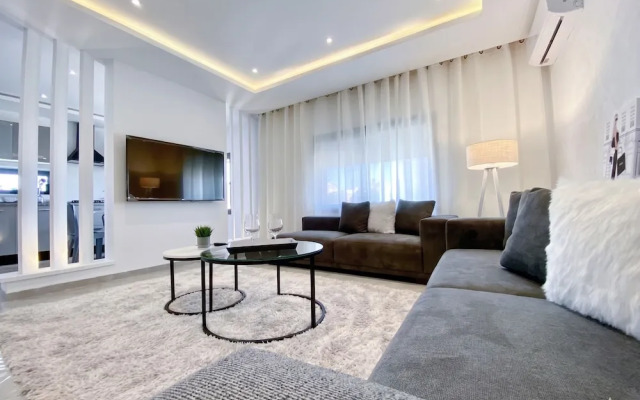 Luxurious 5-bedroom Apartment in La Marsa, Tunisia