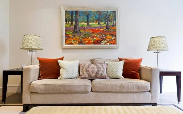 4 Bedroom House, Holland Park