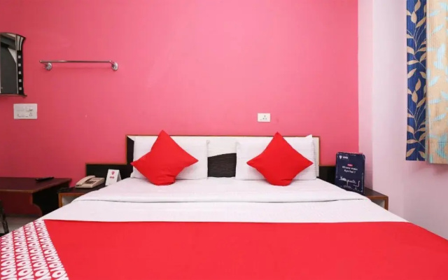 Shah Palace By OYO Rooms