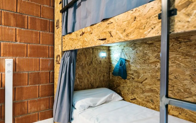 Albergue Santiago 15 Monforte