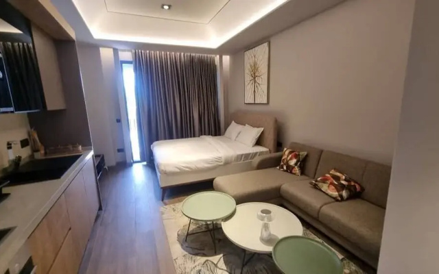 The Diamond inCity Luxury Suites by Cozy
