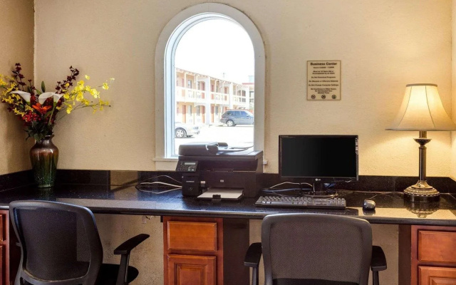Rodeway Inn & Suites New Orleans