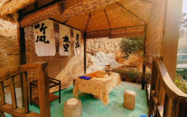 Tianyuan Hotel (Baitangxia Road Shop)