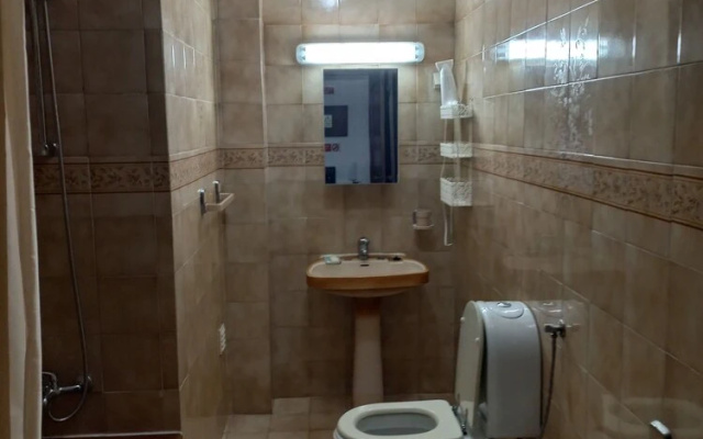 Quarteira 1-bed, Sleeps 4, Parking, 1 min to Beach