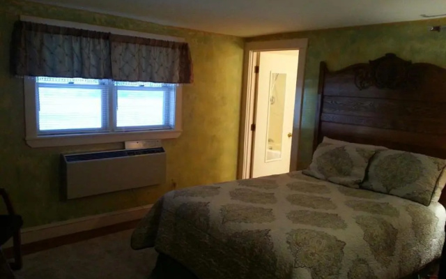 Gunstock Inn & Suites