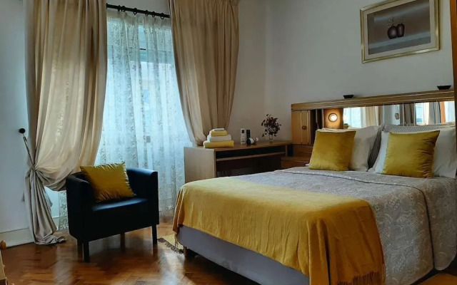 Mary Apartments