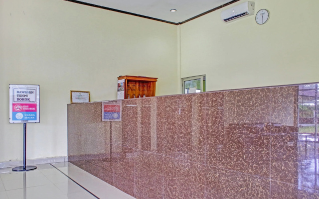 OYO 90423 Hotel Aman