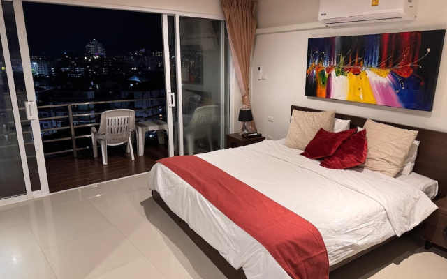 Patong Beach Walking Street Seaview C257
