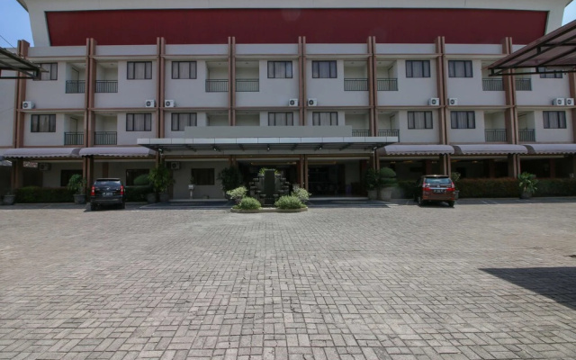 Airy Mataram R Suprapto 21 Lombok