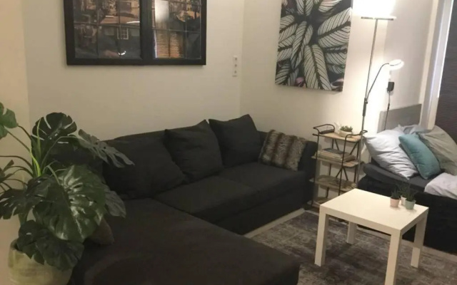 Studio E
