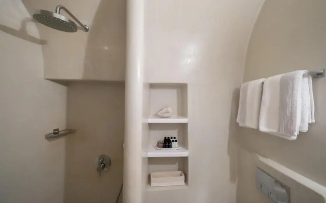 Elia Cave Suites