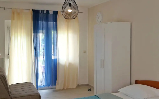 Nice Studio Apartment , Near the Beach