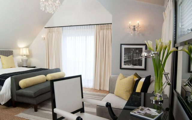 The Light House Boutique Suites