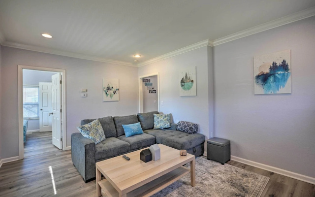 Pet-friendly Sacramento Home ~ 5 to Downtown!