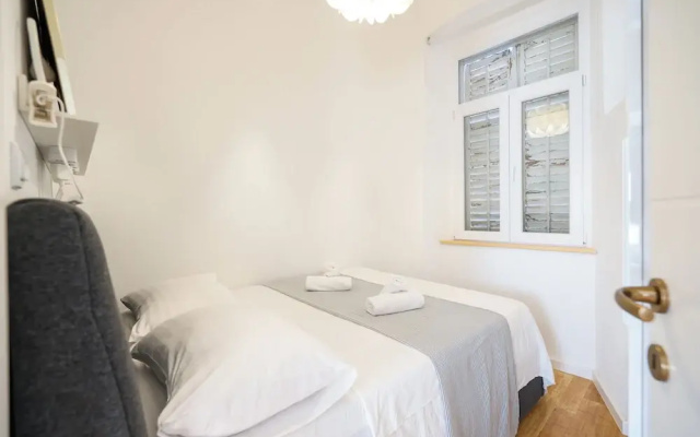Iadra apartment in city center