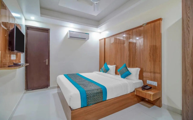Hotel Airport Paradise